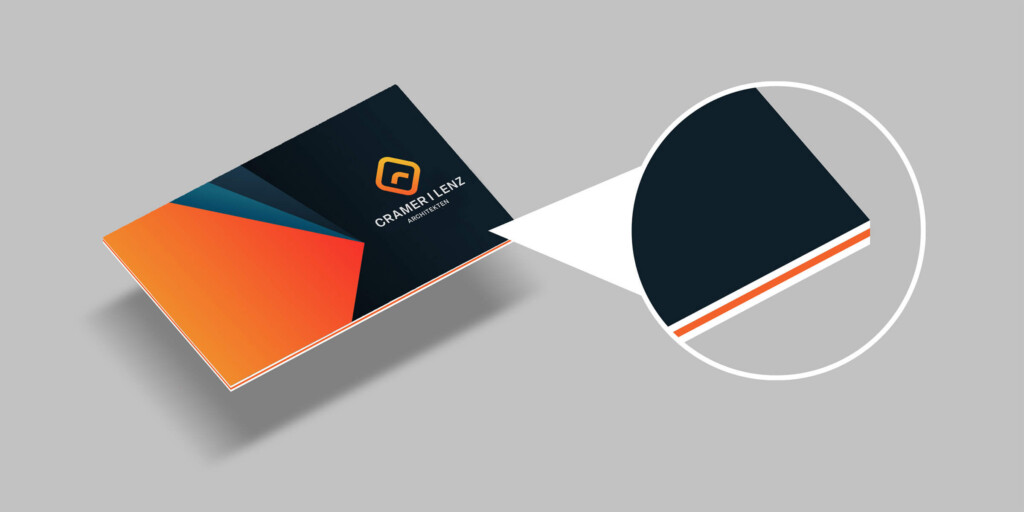 Multiloft-Visitenkarte in standardisierter Visitenkartengröße, mit orangenem Farbkern