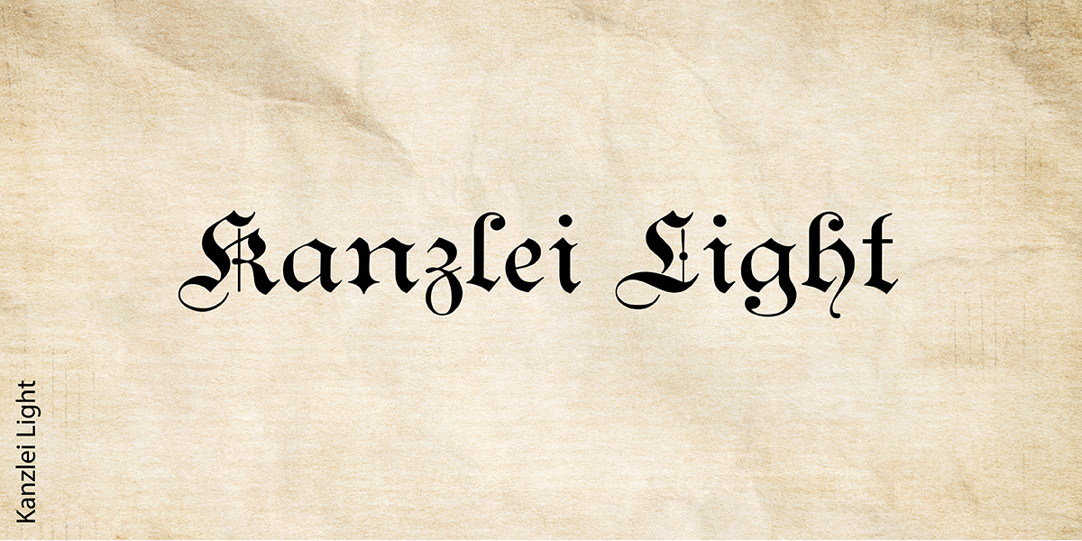 Die altdeutsche Schriftart "Kanzlei Light" auf beigefarbenem Hintergrund