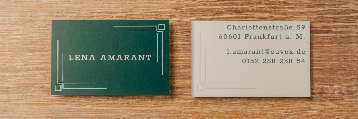 Visitenkartenidee: minimalistisches Design, grün & cremefarben, Name, Kontaktdaten & Elemente