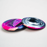 Zwei Flaschenöffnerbuttons