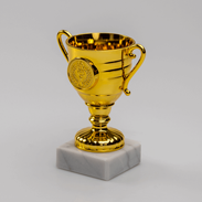 Pokal Kantharos Gold