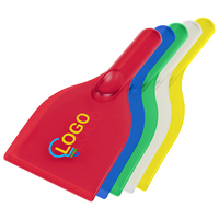 Eiskratzer in verschiedenen Farbvarianten mit Logodruck
