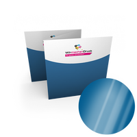 Hochglanz-UV-Lack Faltblatt, gefalzt auf Quadrat 10,5 cm x 10,5 cm, vertikaler Zickzackfalz, 6-seitig