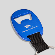 Alu-Schlüsselanhänger mit Mini-Karabinerhaken Flaschenöffner