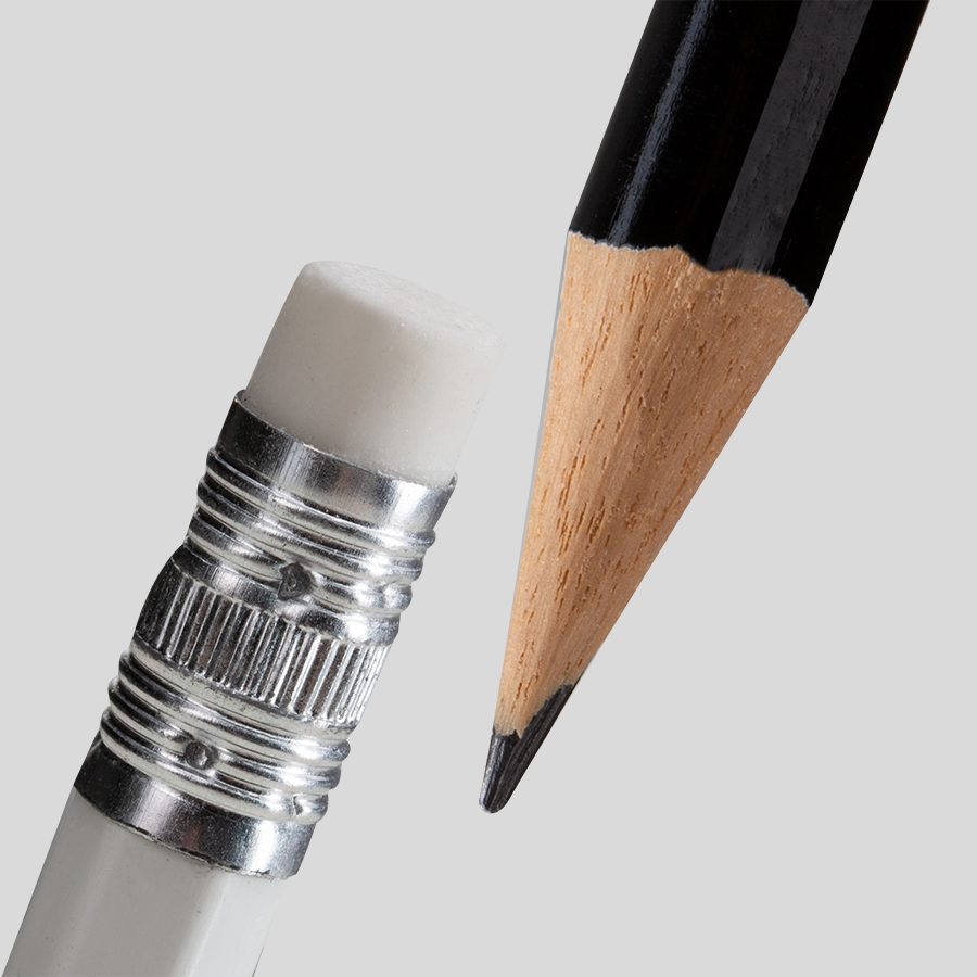 Detailansicht klassische Bleistifte, Spitze und Radiergummi