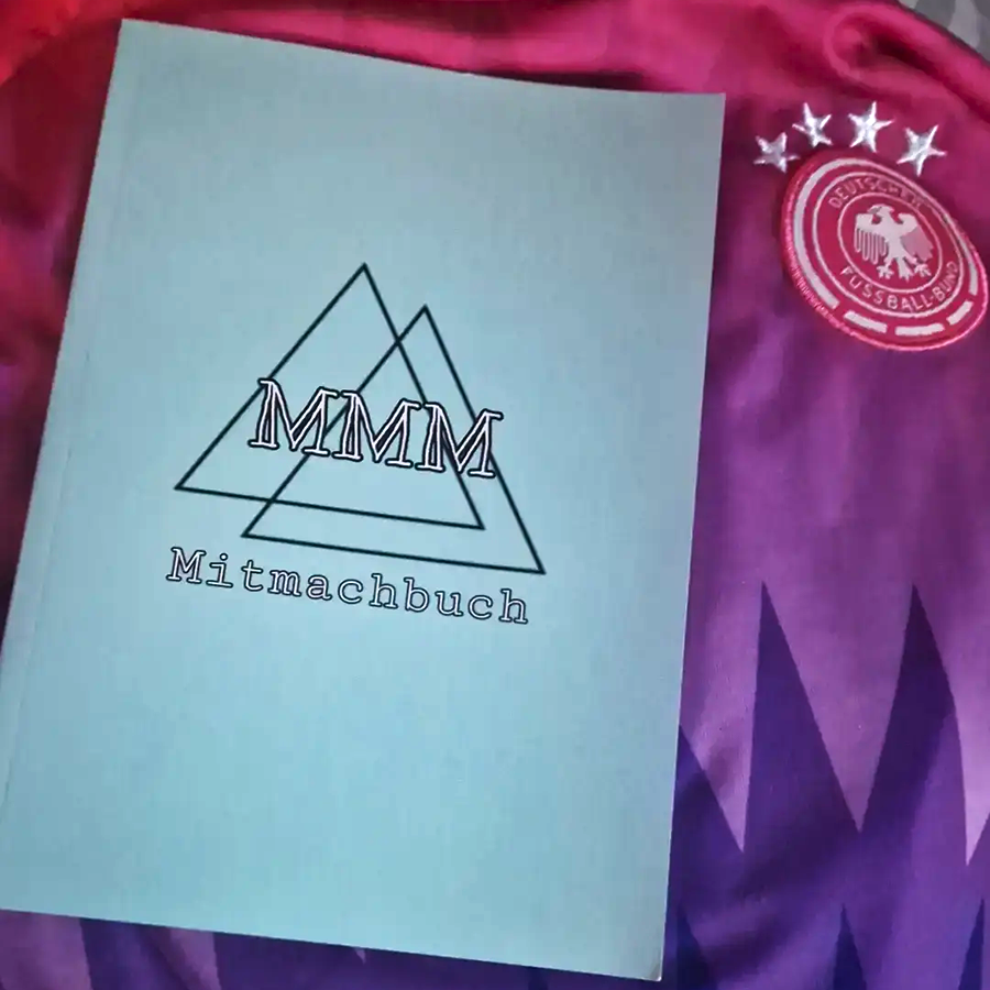 Einsendung WIRmachenFANS-Gewinnspiel: Mitmachbuch auf Fußballtrikot