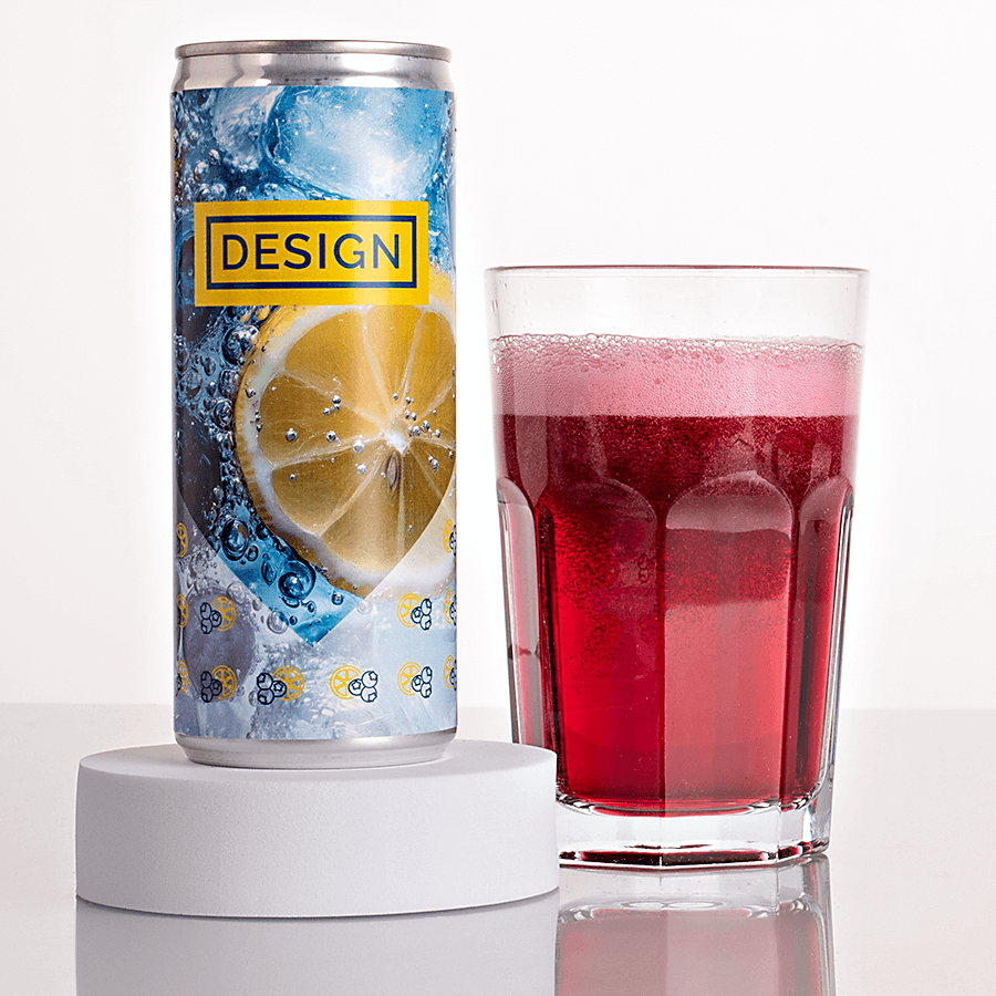 Blaubeer-Zitronen-Limonade in Getränkedose mit bedrucktem Etikett, Serviervorschlag