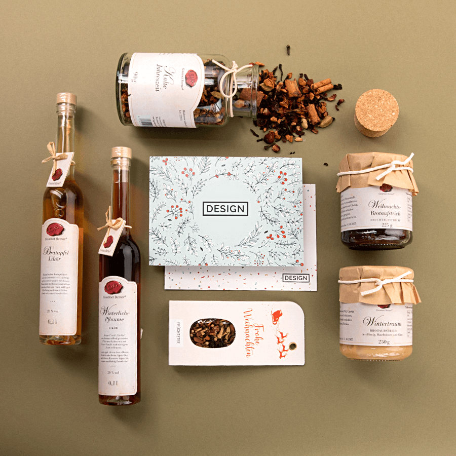 Inhalt der Gourmet-Berner-Präsentbox Weihnachten mit personalisierter Grußkarte