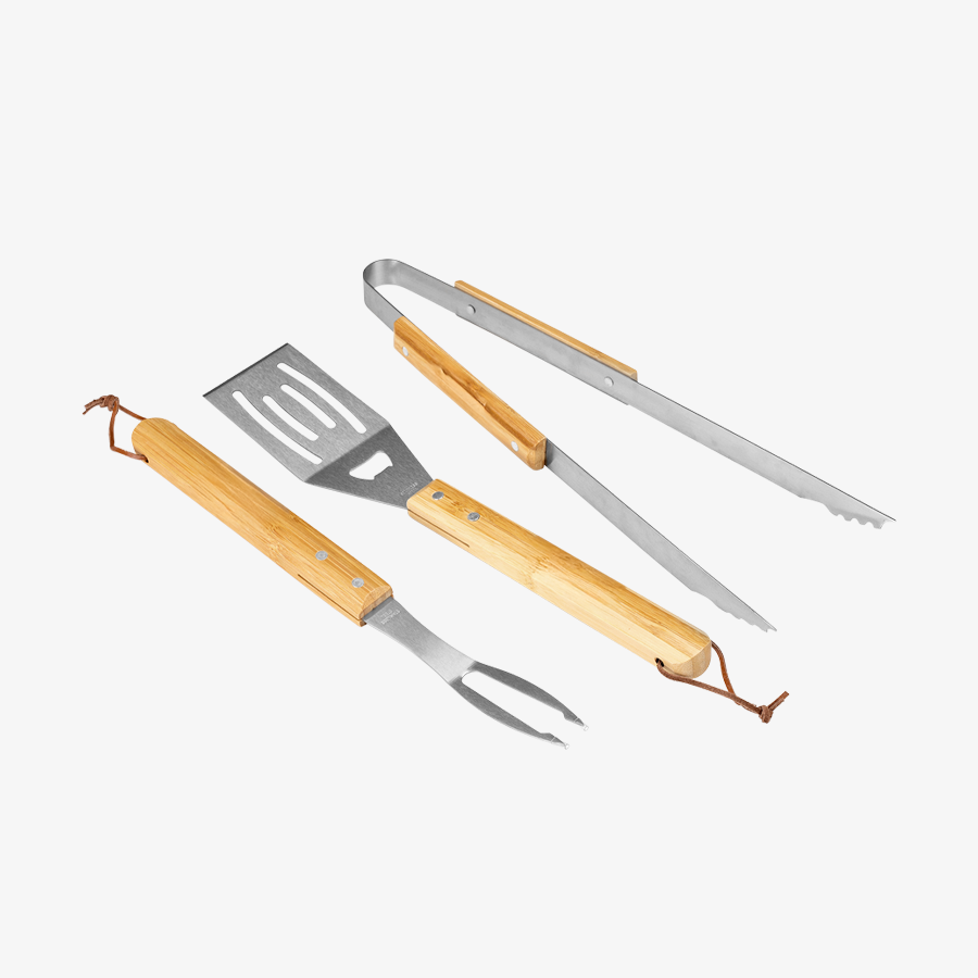 Dreiteiliges Grillset mit Bambusgriffen ohne individuelle Werbeanbringung