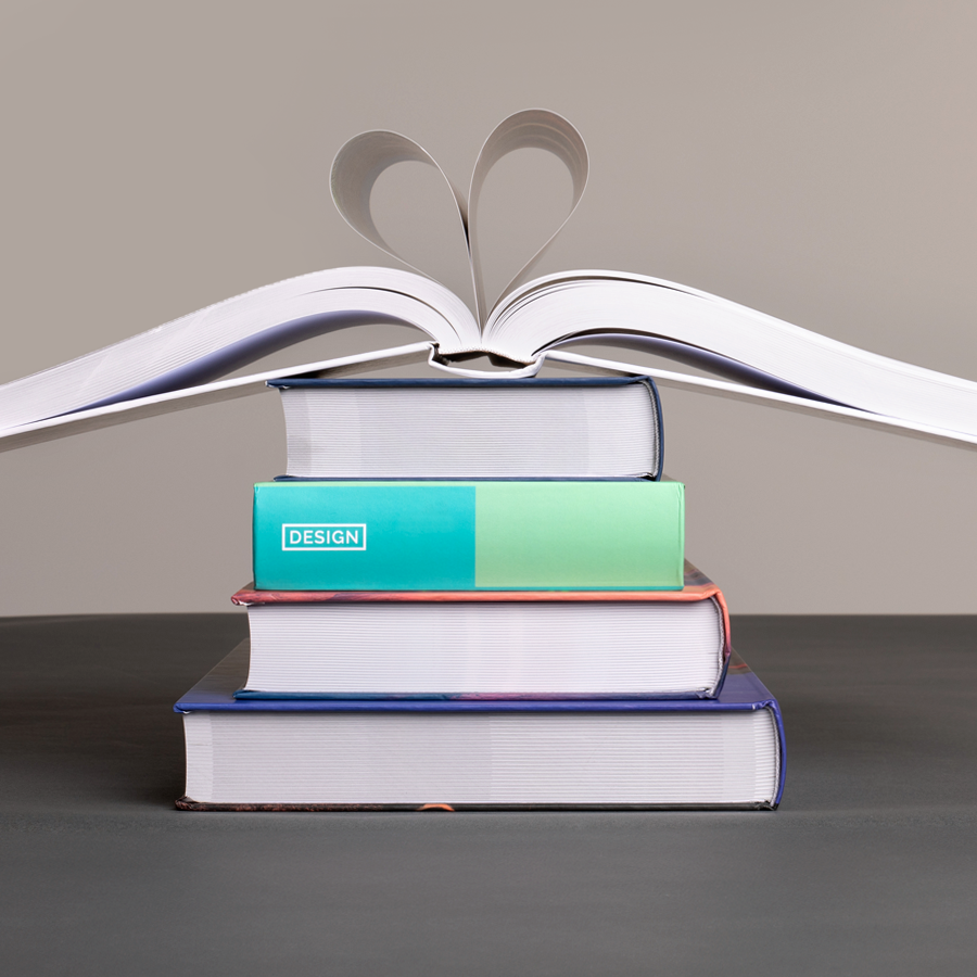 Bücher mit rundem Hardcover in verschiedenen Formaten und Größen