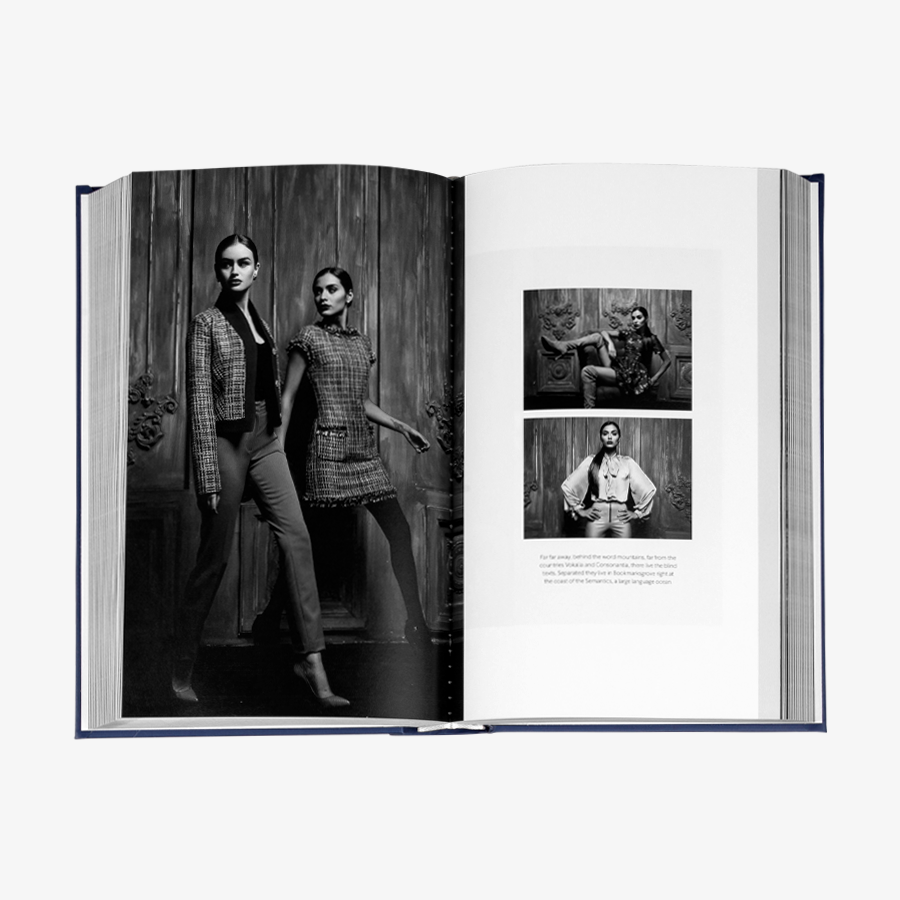 Buch mit rundem Hardcover und Inhalt in Schwarz-Weiß im Format 135 x 215 mm