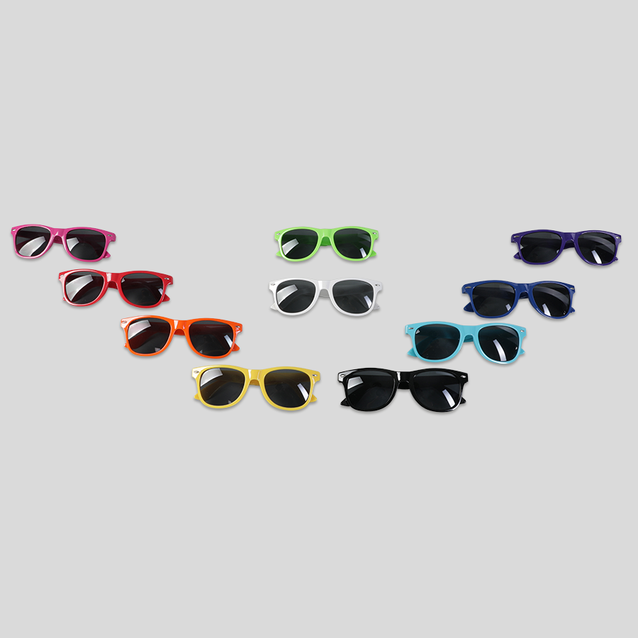 Sonnenbrillen in vielen verschiedenen Farben, ideale Werbeartikel für den Sommer