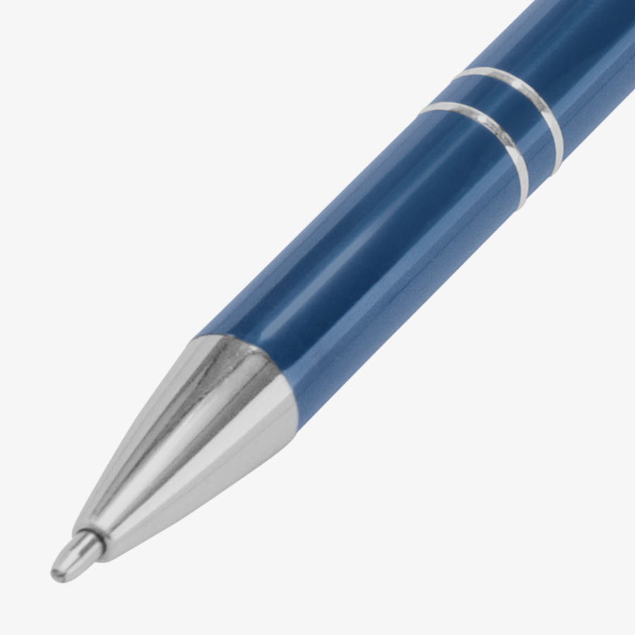 Detailansicht Spitze des glänzenden Premium-Metall-Kugelschreibers