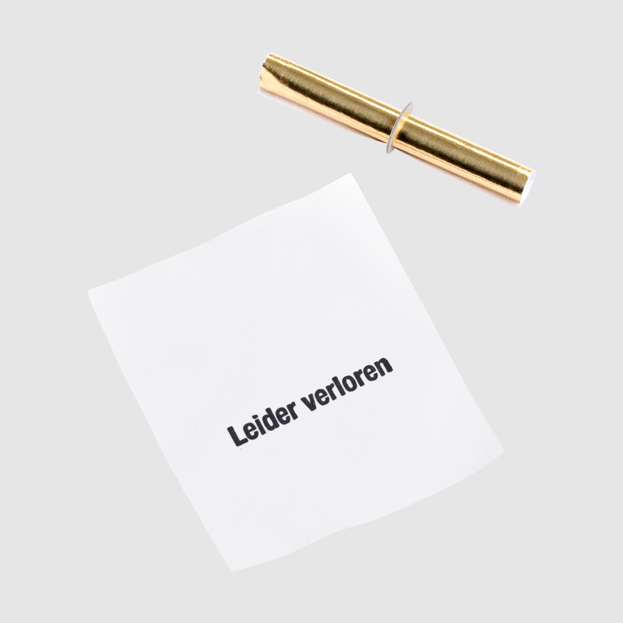 Goldene Röllchenlose mit Papierring und vorgefertigem Aufdruck für Nieten und Gewinne