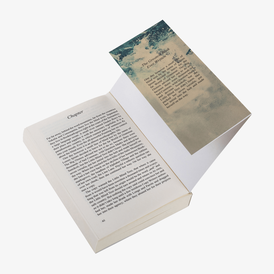 Taschenbuch mit Softcover und Klappenbroschur hinten und vorne, 12,5 x 19 cm groß