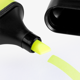 Detailansicht Spitze und Strichstärke eines STABILO-BOSS-Textmarkers 