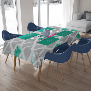 Gedeckter Tisch mit Papier-Tischsets individuell bedruckt zum Einweggebrauch DIN A3