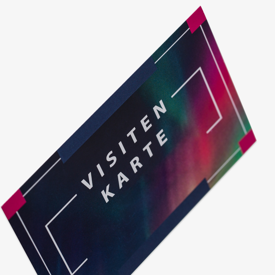 Standard-Visitenkarte mit vollfarbigem und mattem Qualitätsdruck