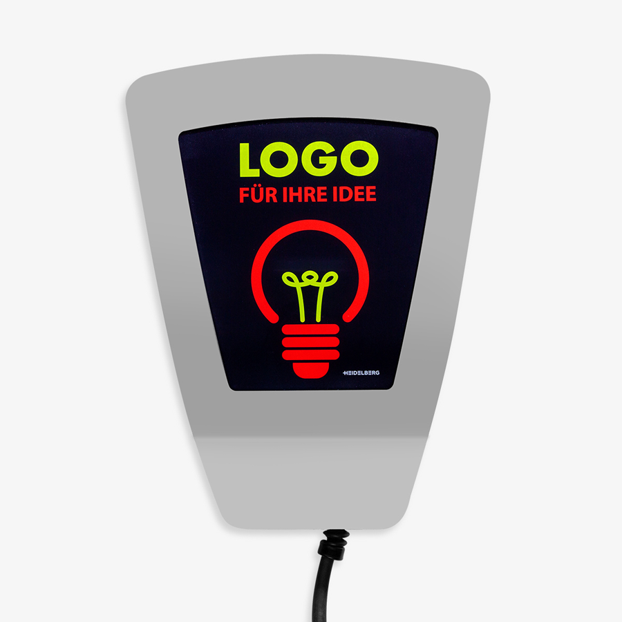 Leistungsstarke Wallbox Home Eco von Heidelberg mit abgewickeltem Ladekabel