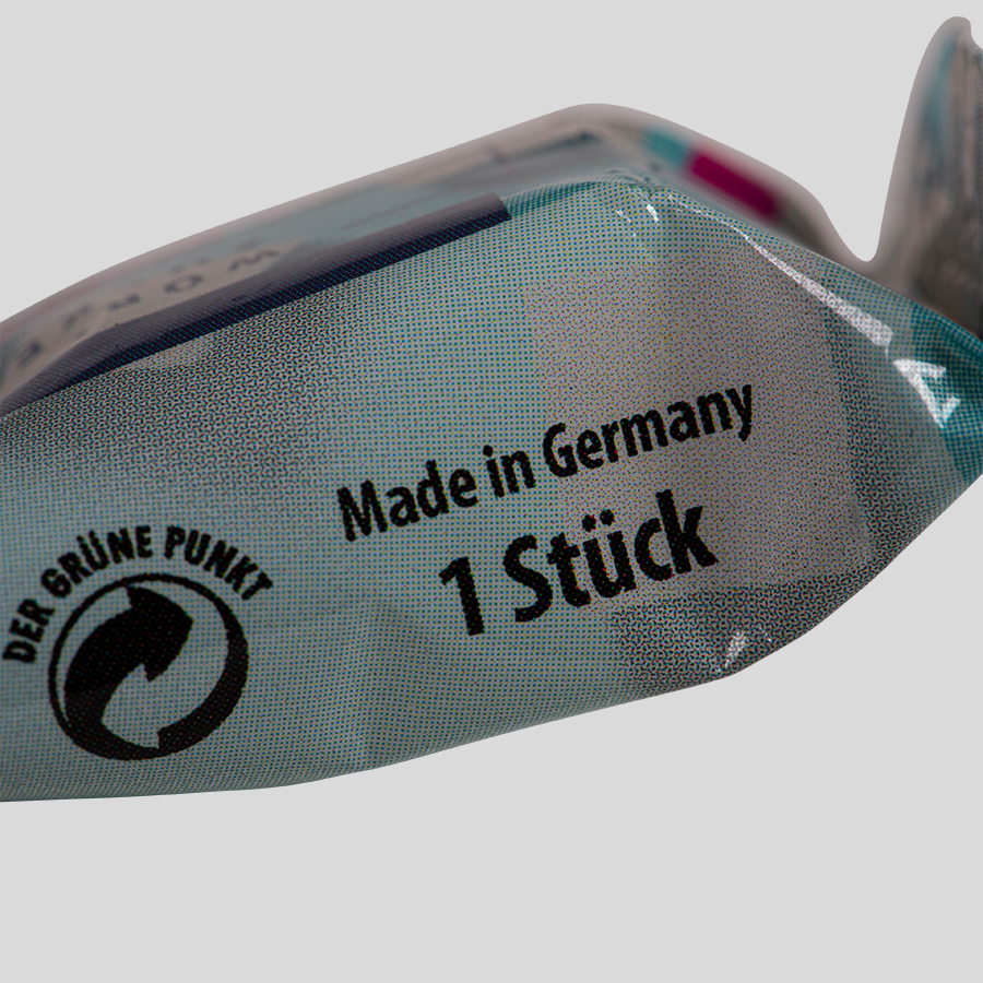 Einzeln verpackter Würfelzucker in individuell bedrucktem Schlauchbeutel, Detailansicht