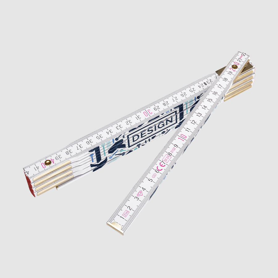 Zollstock von Maßstab Diamant mit vermessingten Stahlbeschlägen und individuellem Druck